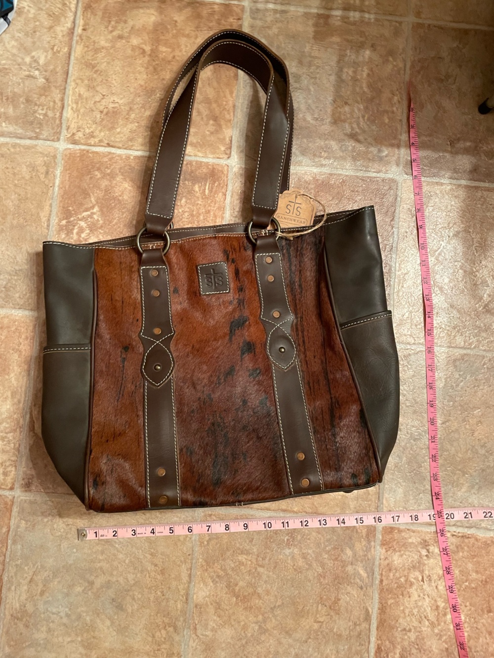 STS Ranchwear Tote - Picture 8 of 8